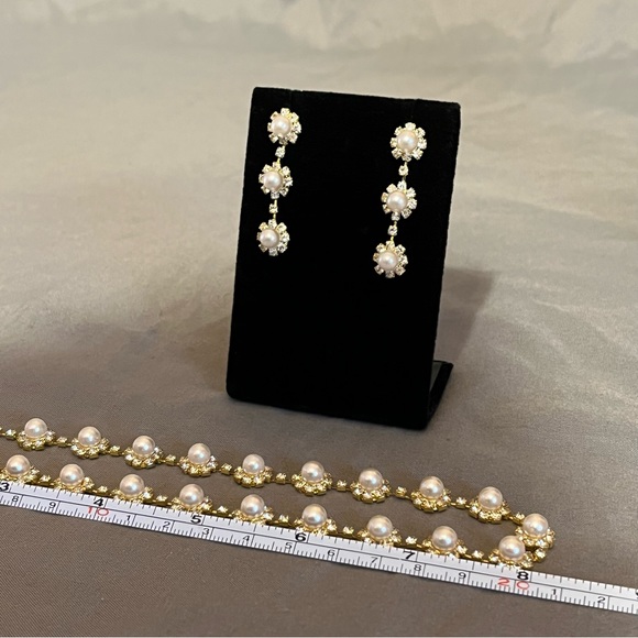 Prom/Special Occasion Necklace and Earrings, Gold with Pearl and Rhinestones - Picture 9 of 15